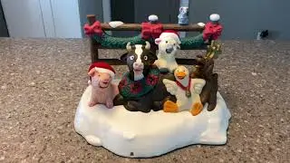Animated Barnyard Carolers