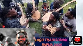 Pemuda Gupura Bernyanyi  Lagu Traditional  Papua  Di Kota Tiom