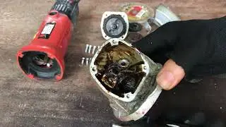 Cleaning and maintenance of the Black&Decker KG100 angle grinder