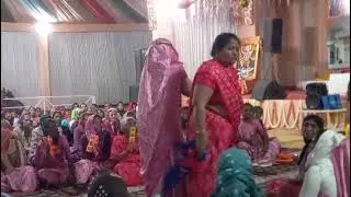 હમીરગઢ મંડળ ભજન ની બહેનોએ ભજન મંડળમાં ધૂમ મચાવી દીધી#shorts#viral #bhajan #music 