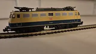 Hobbytrain 244499 BR 110 B&uuml;gelfalte Beige Blau