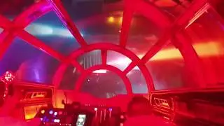 Sabrina and Joshua crash the Millennium Falcon - Disneyland 2019