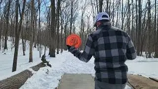 Snow disc golf round out at Beatrice Park!❄️❄️❄️⛷️