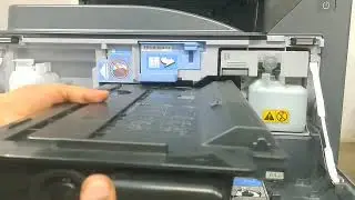 Kyocera TASKalfa MZ3200i - Toner Catridge Removing and installing