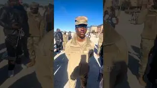 Эта мама заставила свою дочь плакать в армии 🥺