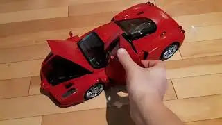 Unboxing my red Ferrari Enzo 1:12 by Tamiya !