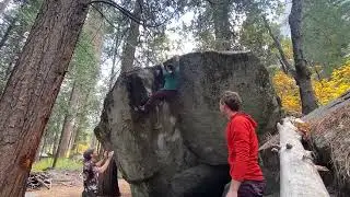 Root Canal (V7) - Yosemite Valley Bouldering