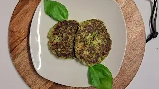 How to make a delicious broccoli cakes. Easy and delicious.