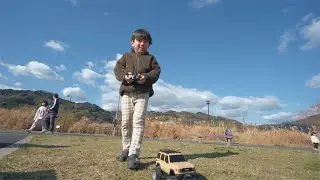 クリスマスにもらったラジコンで遊ぶ休日｜家族Vlog