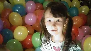 SURPRISE TOYS GIANT BALLOON МНОГО ШАРИКОВ,ЛОПАЕМ И НАХОДИМ ИГРУШКИ.