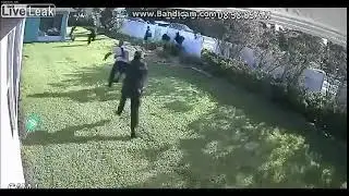 Liveleak com   Melbourne Police Department tackles group of thieves