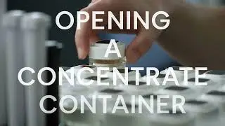 How To Open a Calyx Concentrate Container