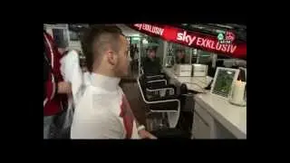 Marko Arnautovic bei Lotfis Friseur
