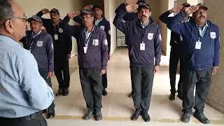 #securityguard 26 January ki taiyari kar rahe hain