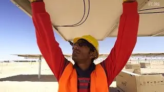 Building the World&rsquo;s Largest Solar Power Plant