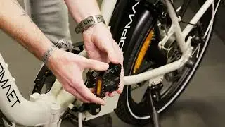Hoe klap ik de pedalen in en uit van mijn Opmaet fiets? *428