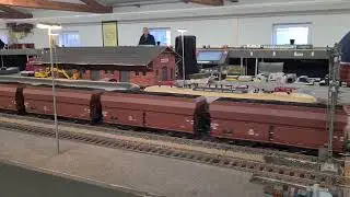 Rheinische Kreisbahn 2x BR44 mit langem Kohlenzug