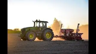 Agroenergo MD- Sowing corn/ Set&iacute; kukuřice 2019- John Deere 7930 & Kverneland Accord optima 8
