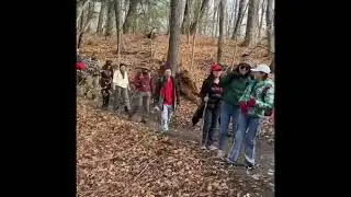 On the Way to Alexander Muir Memorial Park 