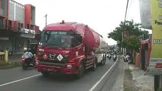 Traffic in Java Indonesia | Motorbike, Bus, and Truck Road Sounds 