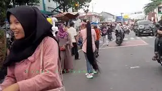 BANYAK WARGA TERPANA MELIHAT RAMBUTKU || MANY PEOPLE ARE SHOCKED AT MY HAIR.