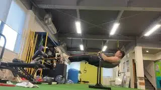 Front lever pull up practice 