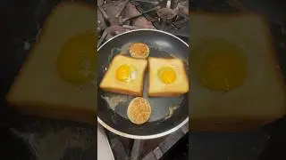 Toad in a hole 🕳️