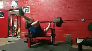 Crossfat Superset: 200kg Larsen Press x3 x 7 Ugly Pullups