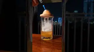 Smoked cocktails with beverage smoke infusion kit #cocktailsmoker #cocktail #bar