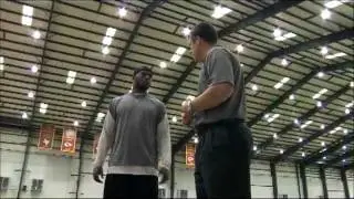 Brandon Flowers Interview on Hy-Vee Chiefs Insider 10/31/11