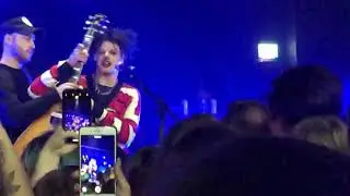 Intimate as fuck tour clip
