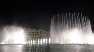 Dancing Fountains in Dubai. I Will Always love you.