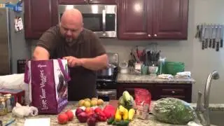 Chef cooks his way through farmers markets
