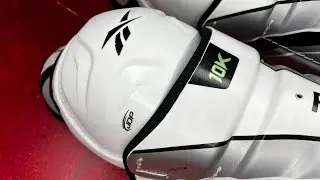 Хоккейные щитки REEBOK SG 10K