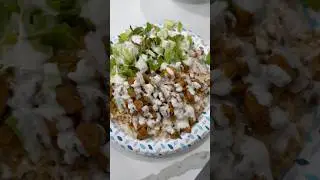 Вкусная домашняя курица с рисом #курицасрисом #халяльнаякурица #халяльныепарни #здороваякурица #М...