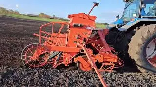 Springseeding 23. TM155 & KUHN Integra.