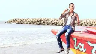 Mia - Andr&eacute;s Cabrera