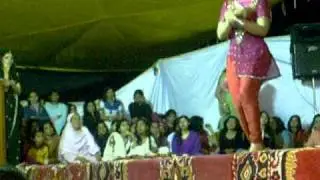 BZU dancing item girls 12