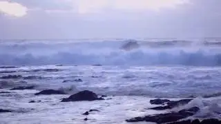 Waves by popular Queens Beach // Sea Point - Cape Town, South Africa (September 27, 2016)