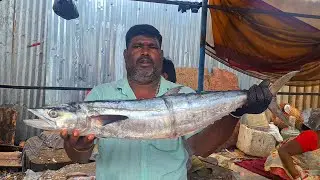 KASIMEDU MINNAL RAJA 🔥 VANJARAM FISH CUTTING🔥 KASIMEDU FISH MARKET LATEST #kasimedumeenavan