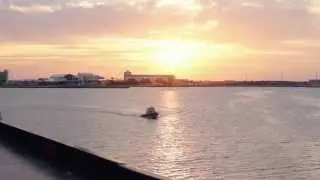 Fishlip's Waterfront Bar & Grill