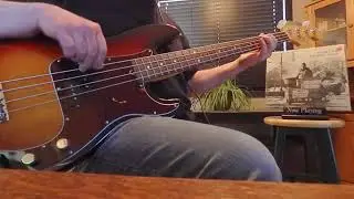 Charlie Freak. Steely Dan. Bass cover.