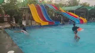 Bring your kids to learn swimming. #swim #swimming  