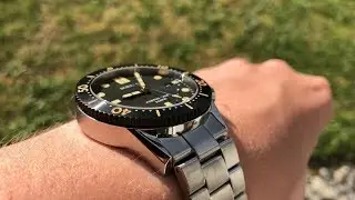 This Cult Microbrand Dive Watch Is Amazing