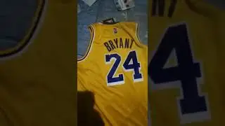 Minejerseys Los Angeles Lakers Kobe Bryant  Nike Gold 2021/22 Swingman Jersey - Icon Edition Review