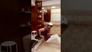 Best Freehand Exercise For Tricrp￼ | Actor Director Maharishi Aazaad In Gymnasium At Dube House Ind