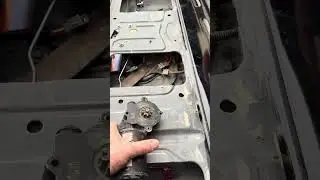 1988 Bronco tail gate window motor replacement 