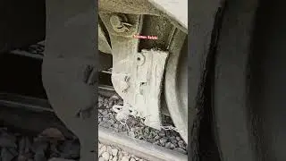 is this safe train? #locomotive #railvlogger #bdrail #train #railtrack #locomotive #locomaster