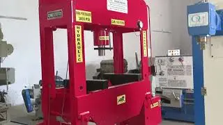 Motorized Hydraulic Press Machine 100 Tons (Power Operated)