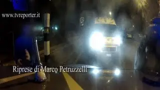 VOLANTE 113: UBRIACO CERCA DI BLOCCARE AUTO IN CORSA